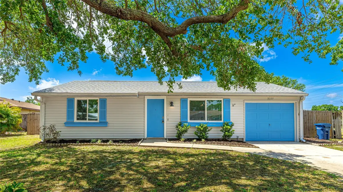 2237 Lockwood Meadows Circle, Sarasota, FL 34234 - #1