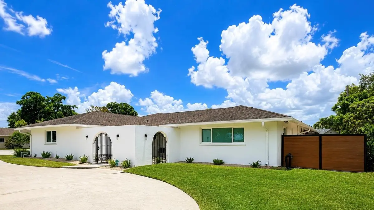 2806 Satsuma Drive, Sarasota, FL 34239 - #1