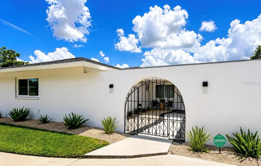 2806 Satsuma Drive, Sarasota, FL 34239 - #3
