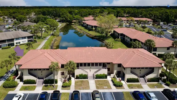 5191 Lake Village Drive #2, SARASOTA, FL 34235