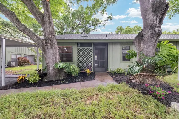 5015 Barrington Circle #201, SARASOTA, FL 34234