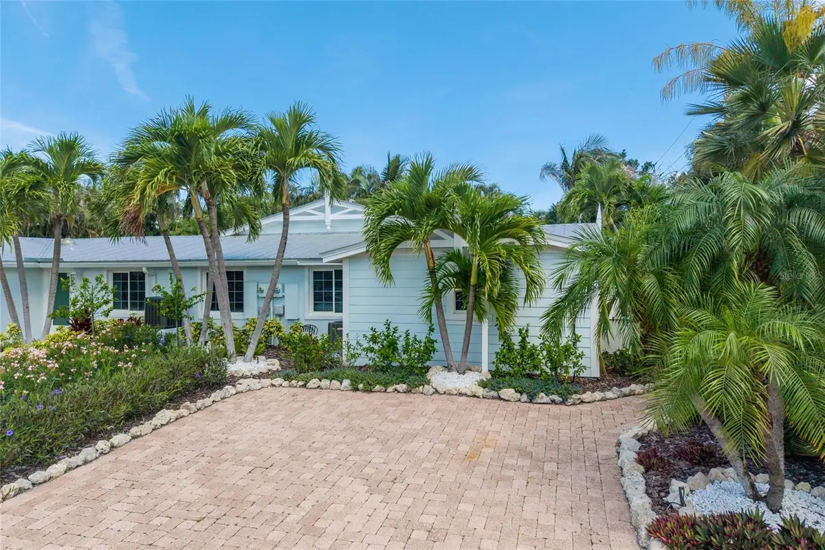 324 64th Street, Holmes Beach, FL 34217 - #1