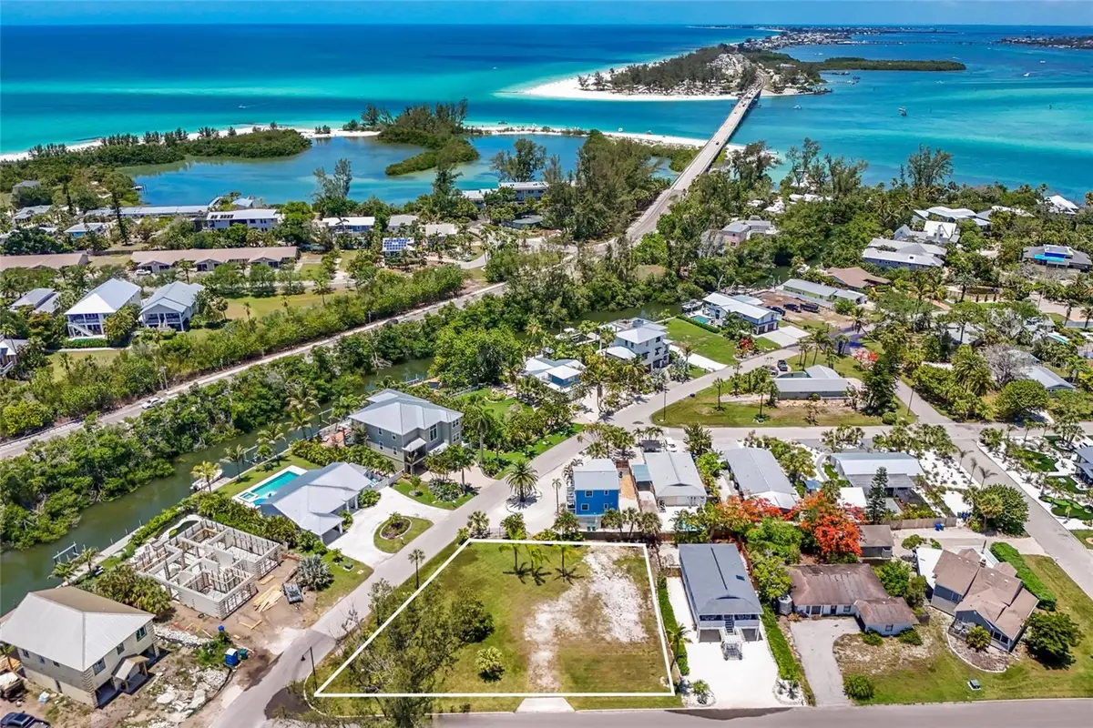 591 Russell Street, Longboat Key, FL 34228 - #1