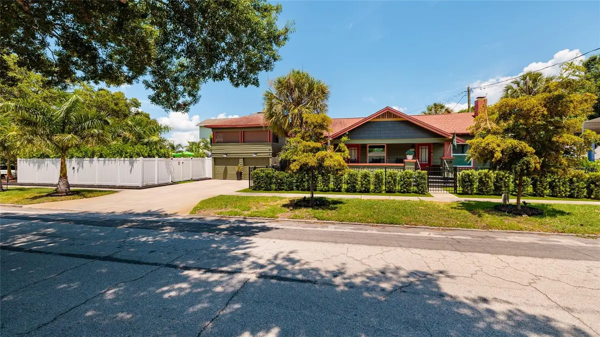 127 23rd Street N, Saint Petersburg, FL 33713 - #1