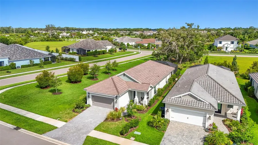 8506 Frangipani Terrace, Sarasota, FL 34240 - #2