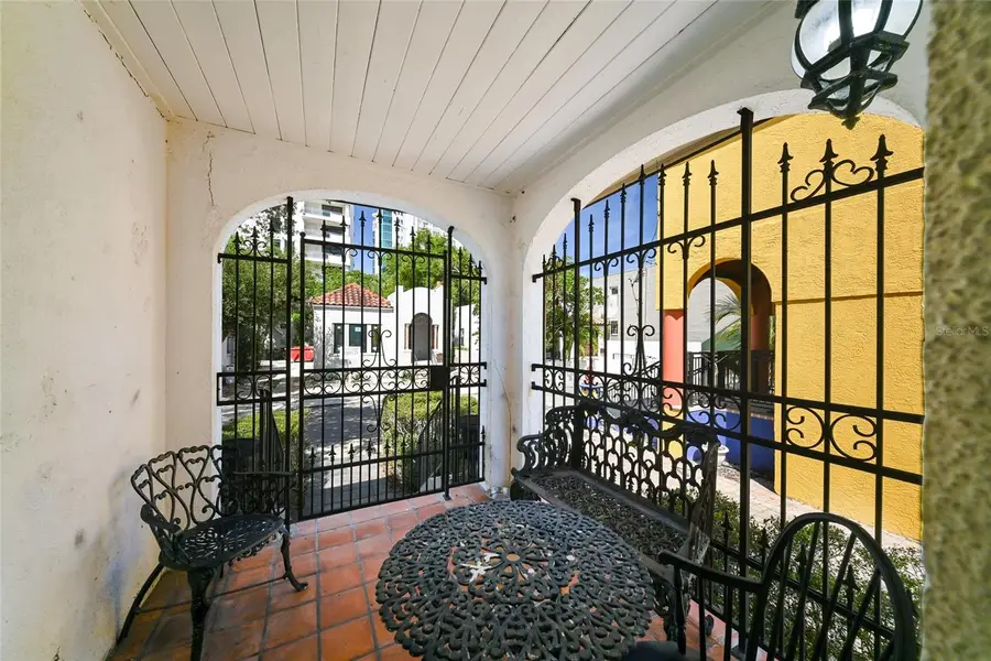 411 Burns Court, Sarasota, FL 34236 - #3