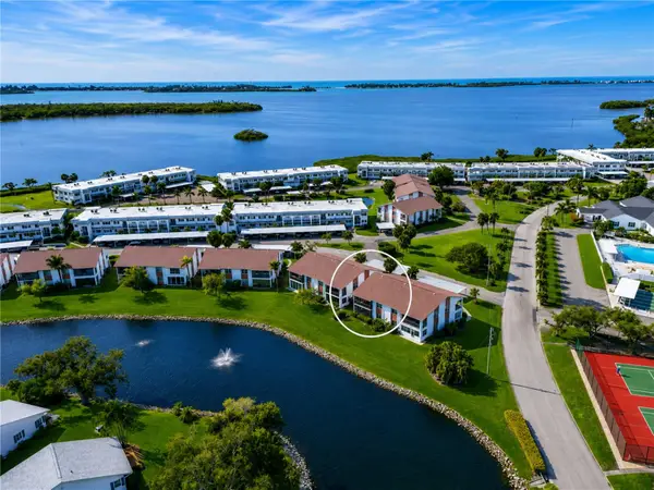 4853 Independence Drive, BRADENTON, FL 34210