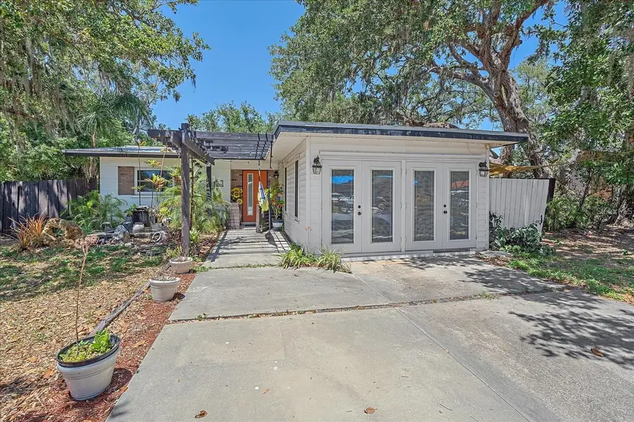 3281 8th Street, Sarasota, FL 34237 - #2