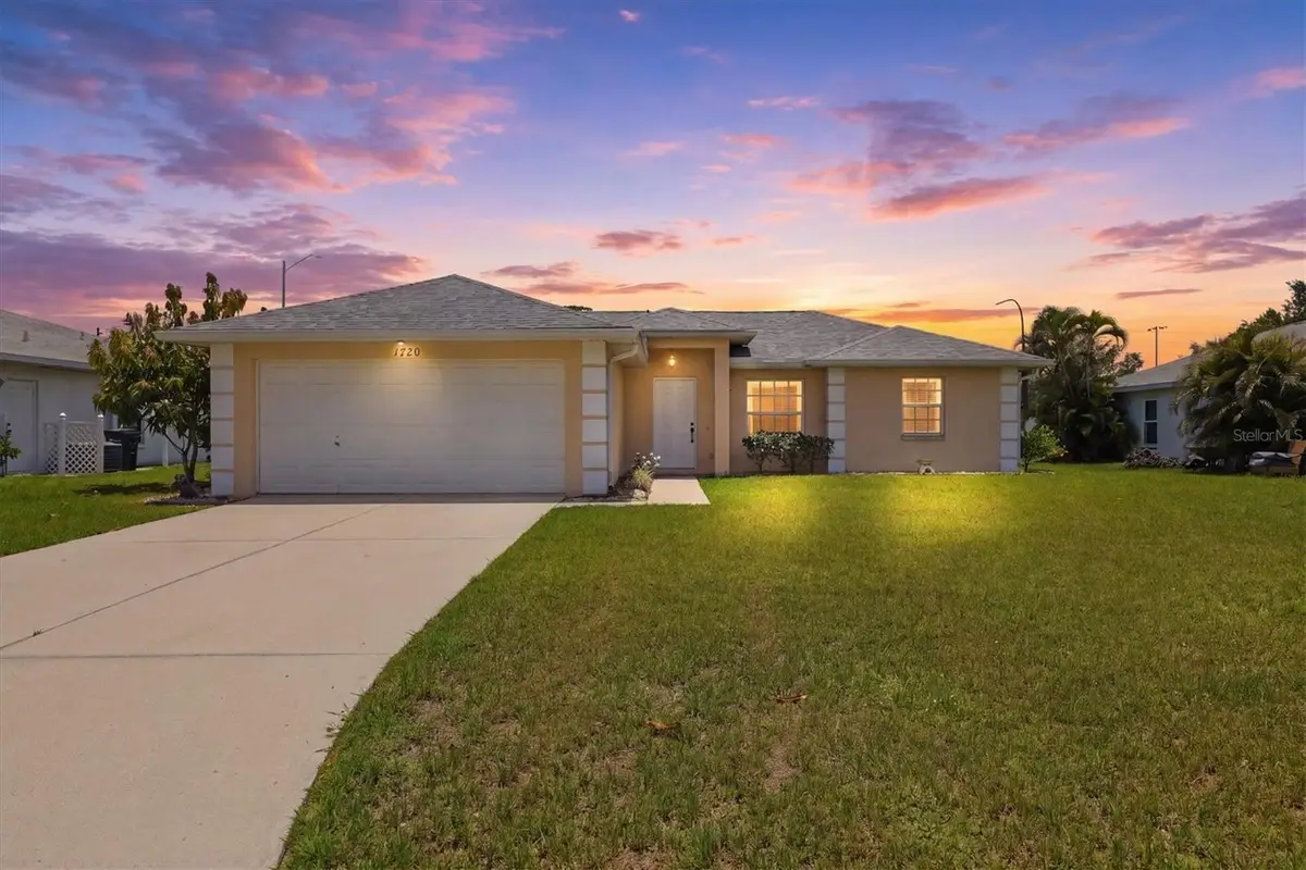 1720 Country Meadows Drive, Sarasota, FL 34235 - #1