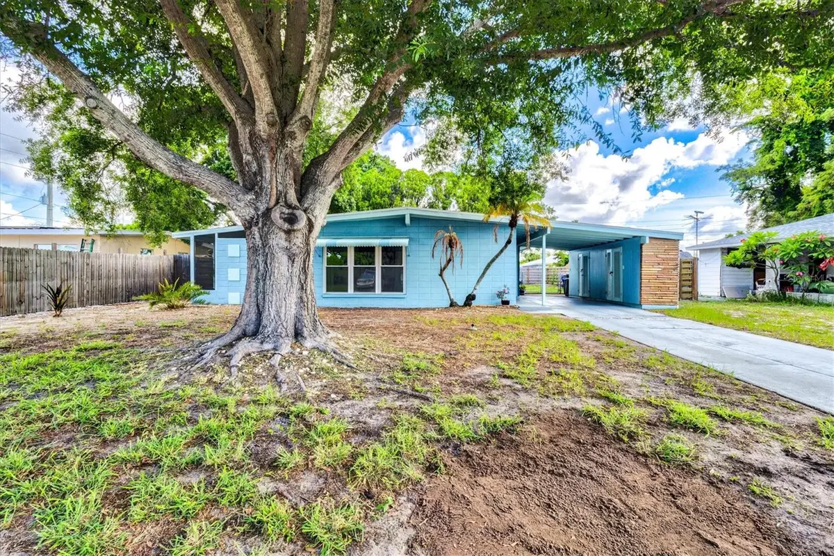 2504 N Radcliffe Place, Bradenton, FL 34207 - #1