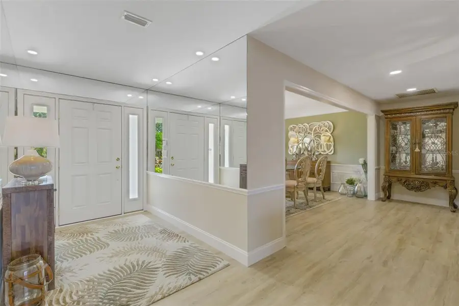 5679 Country Lakes Drive #7, Sarasota, FL 34243 - #3