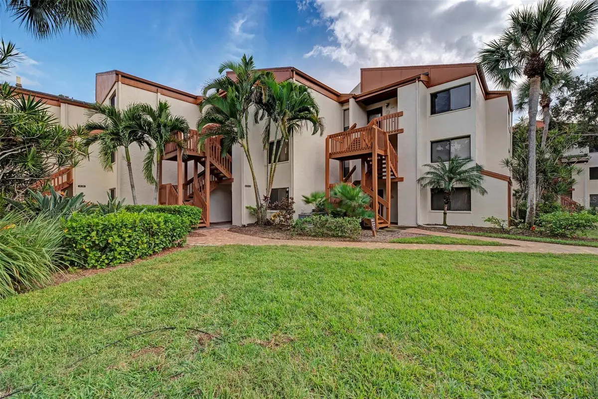 1800 Cove Ii Place #213, Sarasota, FL 34242 - #1