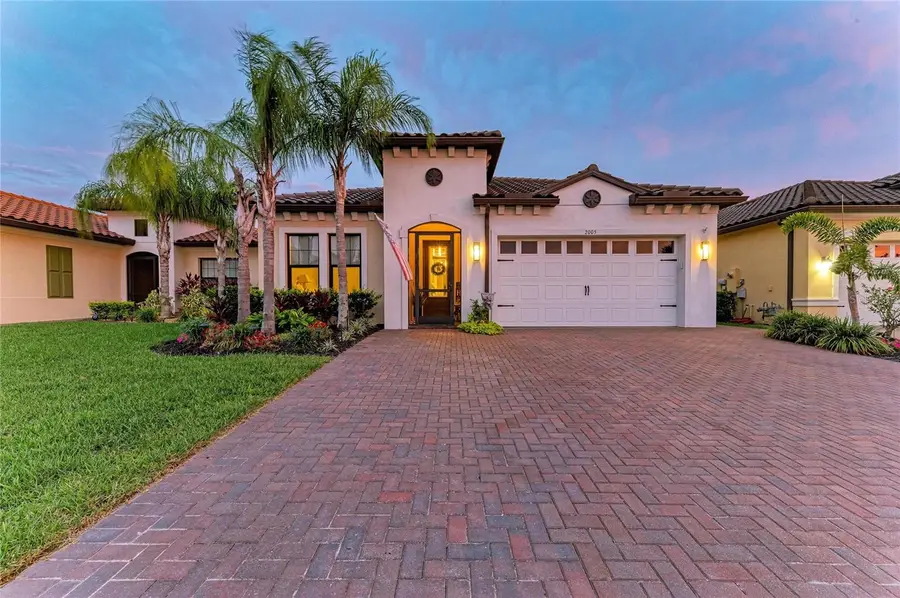 2005 6th St E, Palmetto, FL 34221 - #2