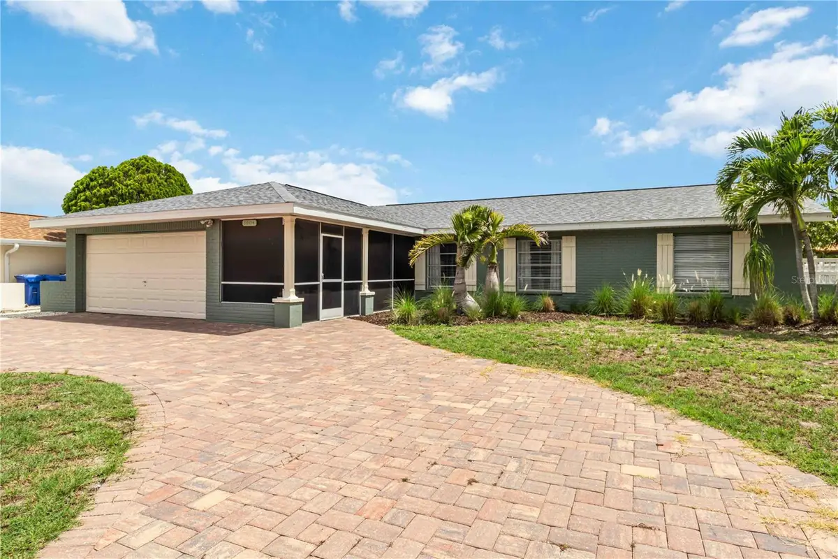 1004 Spindle Palm Way, Apollo Beach, FL 33572 - #1
