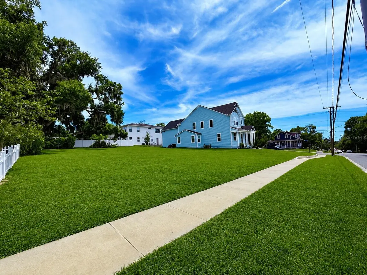 Lake Ave, Clermont, FL 34711 - #1