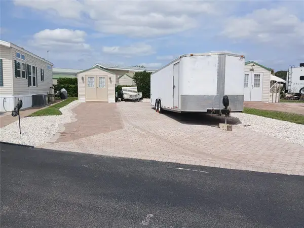 2442 Limewood Avenue, CLERMONT, FL 34714