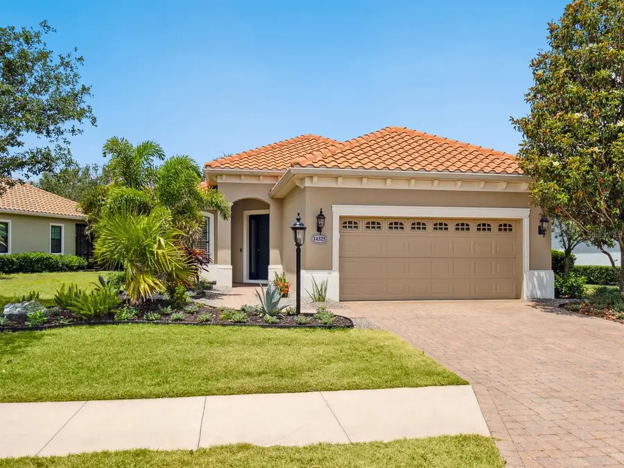 14325 Stirling Drive, Lakewood Ranch, FL 34202 - #2