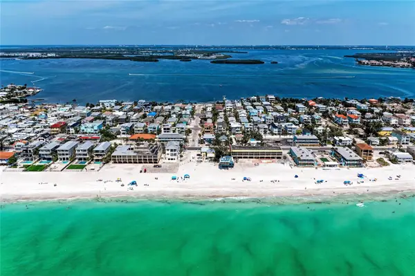101 25th Street N #3, BRADENTON BEACH, FL 34217