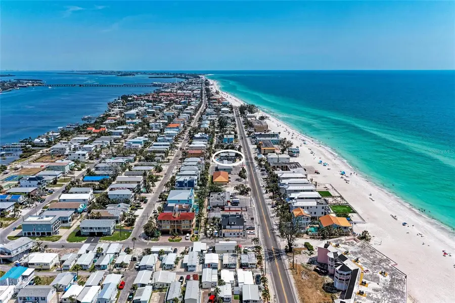 101 25th Street N #3, Bradenton Beach, FL 34217 - #3