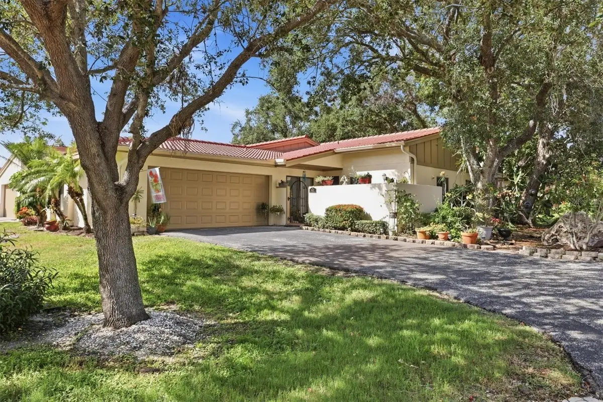 6421 Sun Eagle Lane, Bradenton, FL 34210 - #1