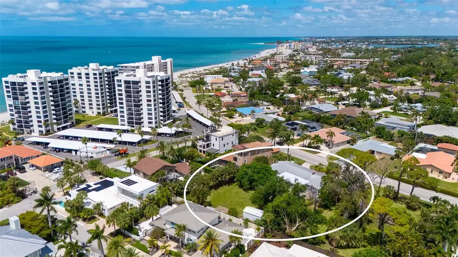 621 Alhambra Road, Venice, FL 34285 - #2