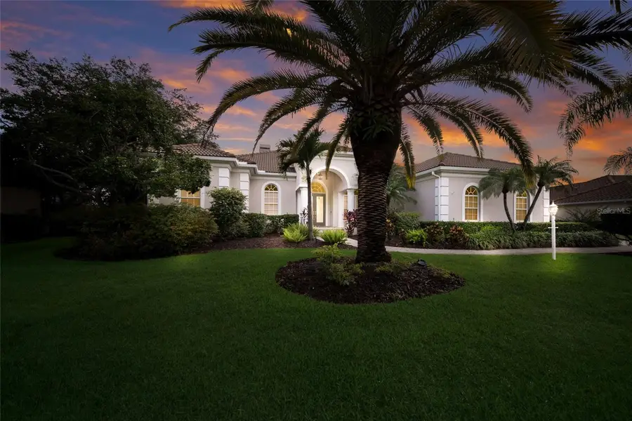 7920 Royal Queensland Way, Lakewood Ranch, FL 34202 - #3