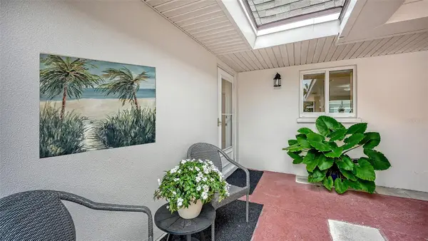 1900 Benjamin Franklin Drive #V11, SARASOTA, FL 34236