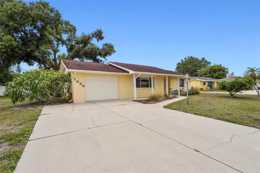 1006 De Leo Drive, Sarasota, FL 34243 - #2