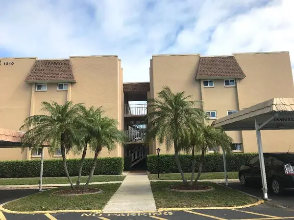 1310 Glen Oaks Drive E #385E, SARASOTA, FL 34232