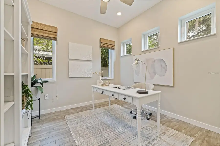 1421 14th Street N, Saint Petersburg, FL 33704 - #3