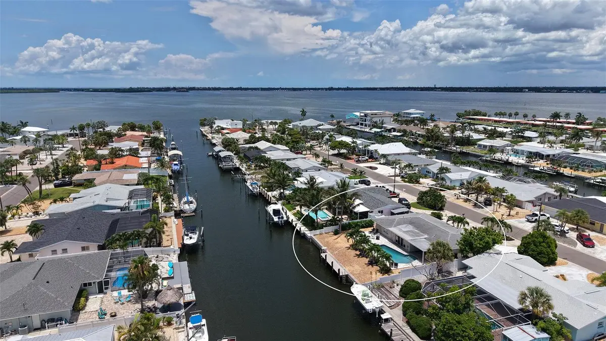 3816 99th Street W, Bradenton, FL 34210 - #1