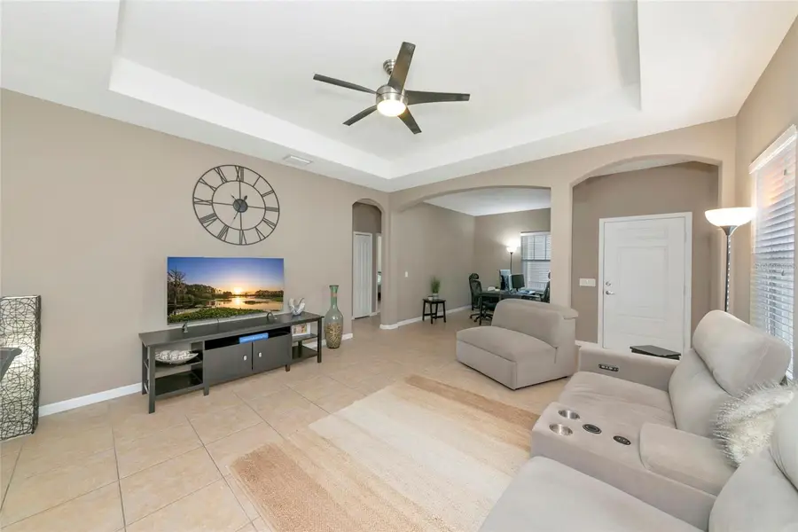 4930 Newport News Circle, Bradenton, FL 34211 - #3