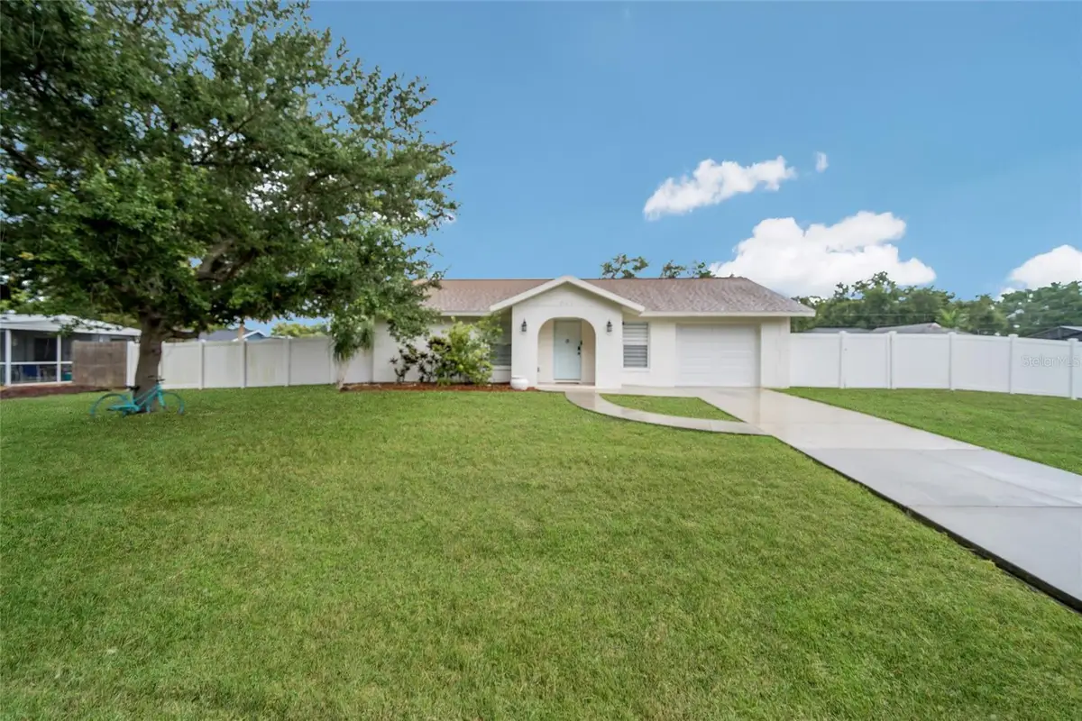 643 Mobile Road, Venice, FL 34293 - #1