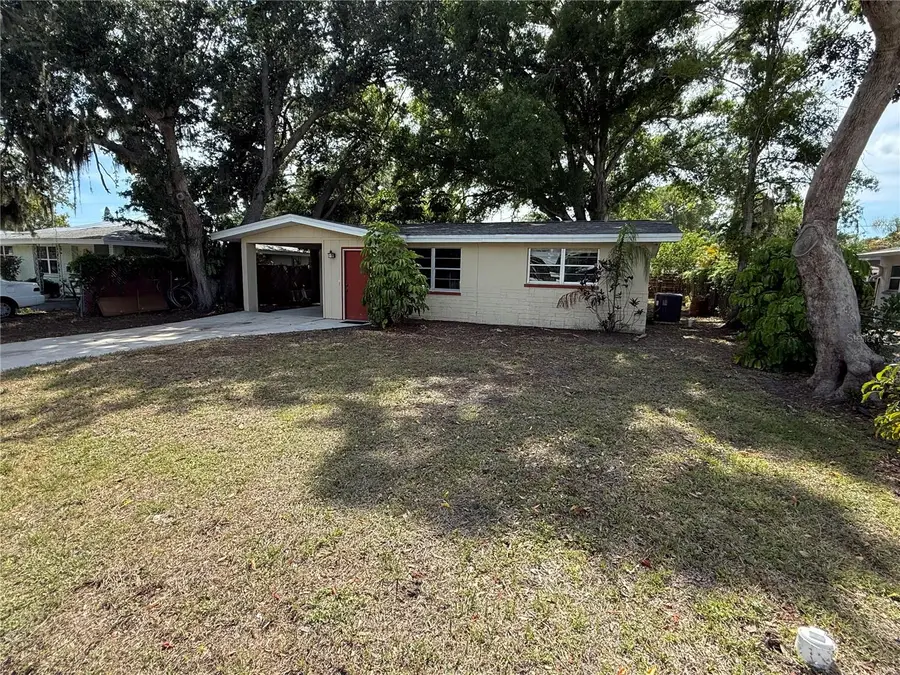 926 Pattison Avenue, Sarasota, FL 34237 - #3