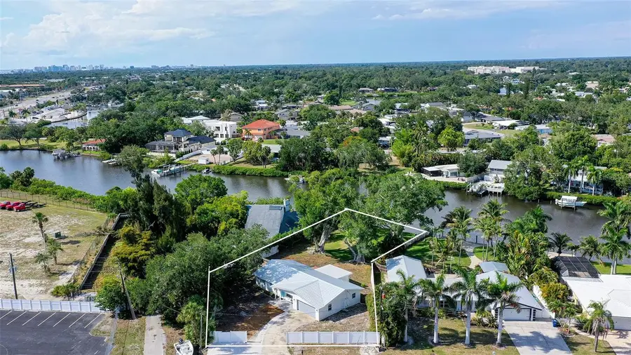 2103 Lusitania Drive, Sarasota, FL 34231 - #3