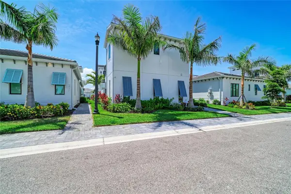5935 Cat Claw Lane, BRADENTON, FL 34210