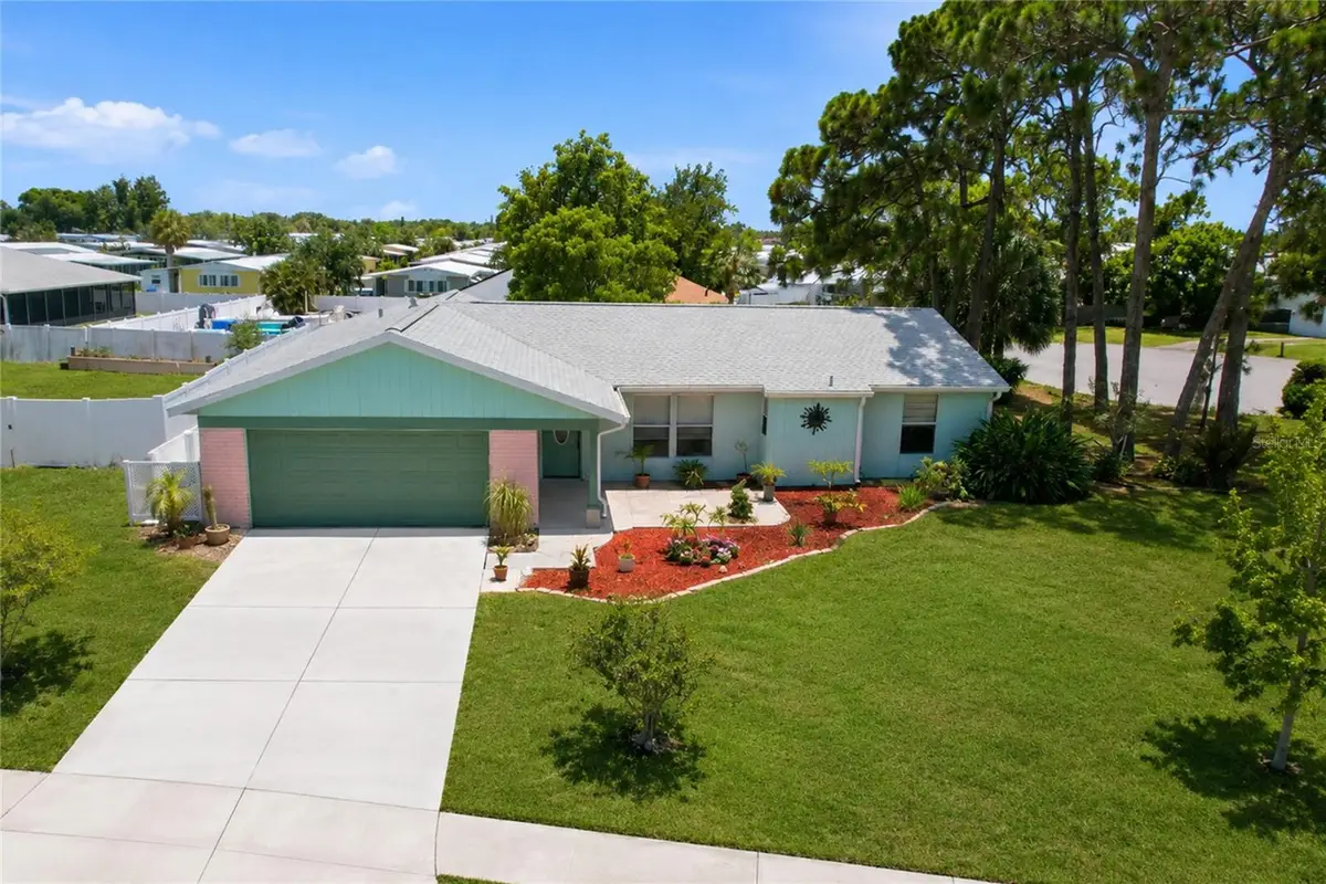 6807 36th Ave Dr W W, Bradenton, FL 34209 - #1