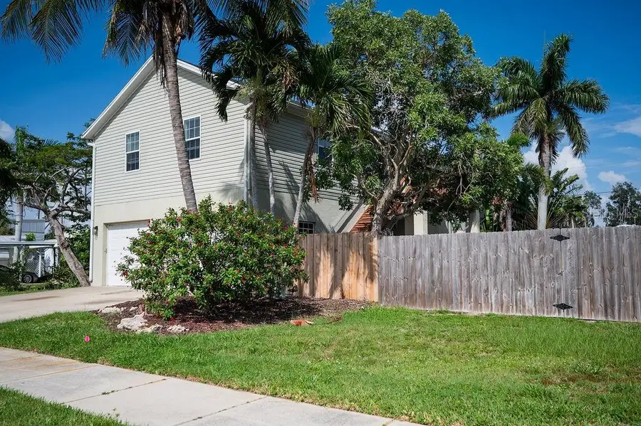 3909 117th Street W, Bradenton, FL 34210 - #3