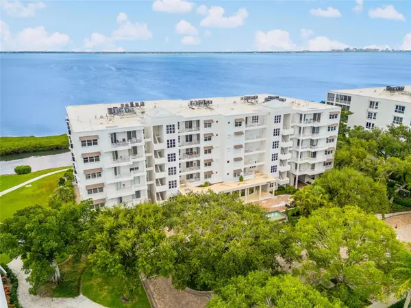 2450 Harbourside Drive #244, LONGBOAT KEY, FL 34228