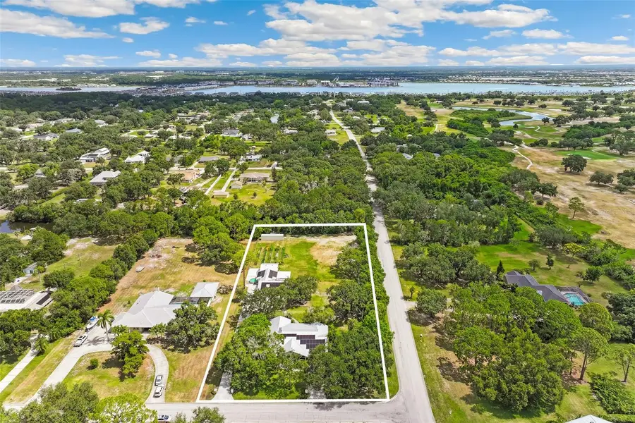 7565 Castle Drive, Sarasota, FL 34240 - #3