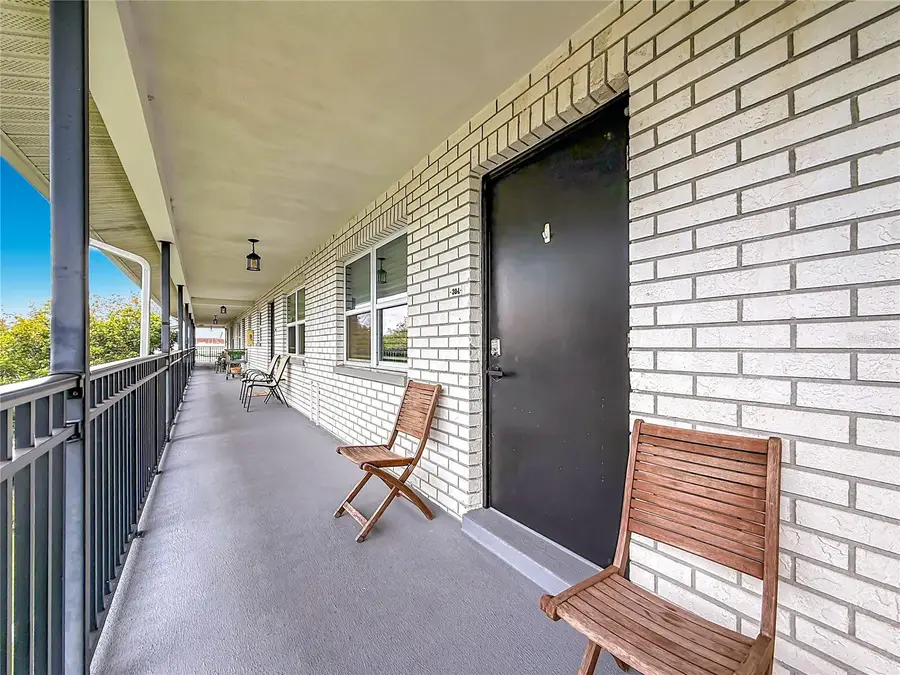 4050 4th Street N #304, Saint Petersburg, FL 33703 - #2