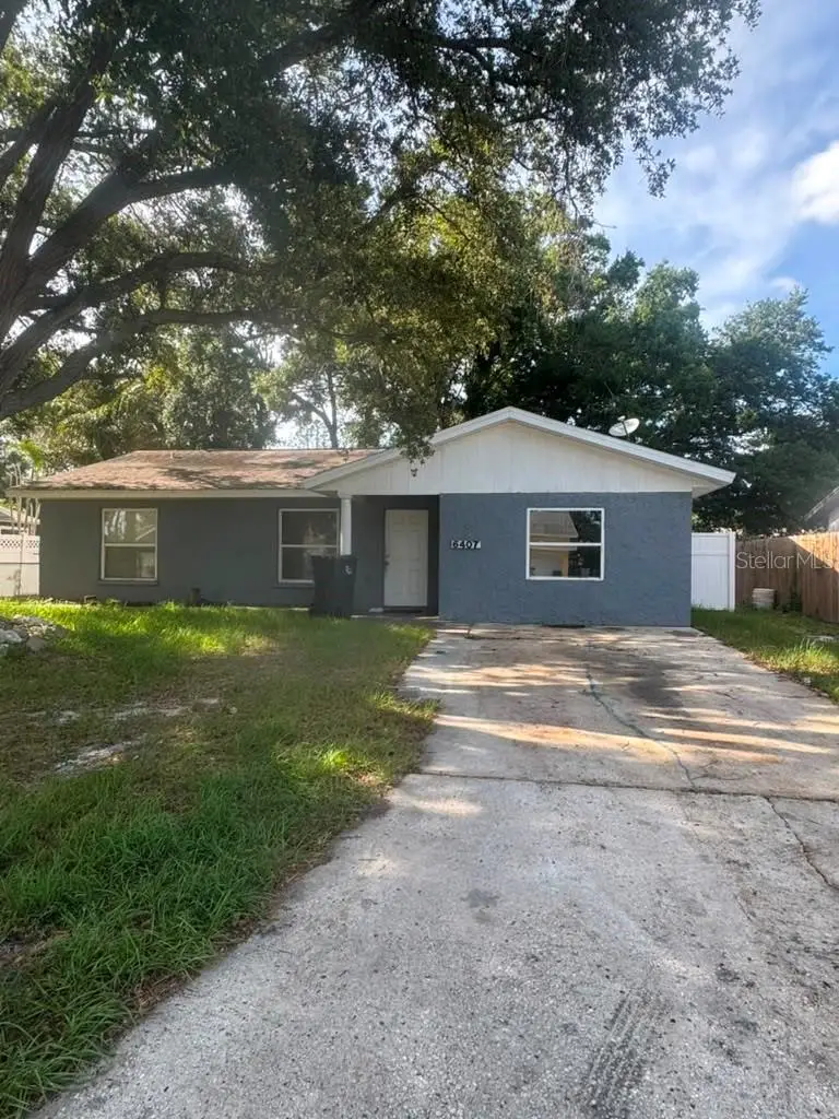 6407 2nd Avenue Ne, Bradenton, FL 34208 - #1