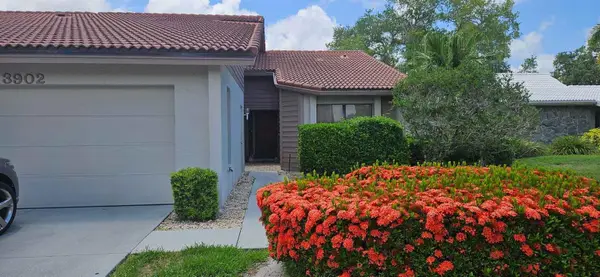 3902 Wilshire Drive #98, SARASOTA, FL 34238