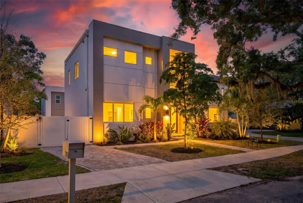 2430 Floyd Street, Sarasota, FL 34239 - #1