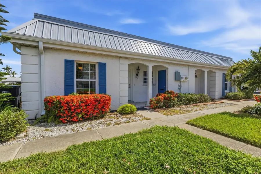 9821 Hernando Court, Bradenton, FL 34210 - #2