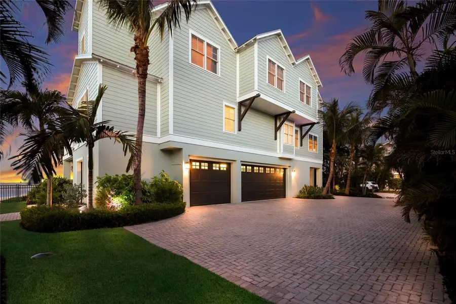 526 56th Street, Holmes Beach, FL 34217 - #3