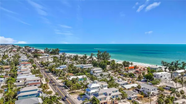 2918 Gulf Drive, BRADENTON BEACH, FL 34217