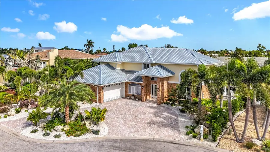 620 North Point Drive, Holmes Beach, FL 34217 - #2