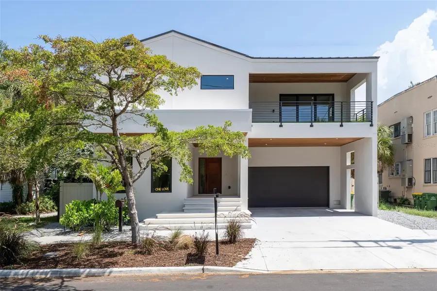 1681 Oak Street, Sarasota, FL 34236 - #3