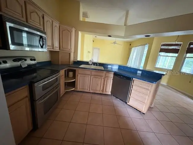 711 128th Street Ne, Bradenton, FL 34212 - #3